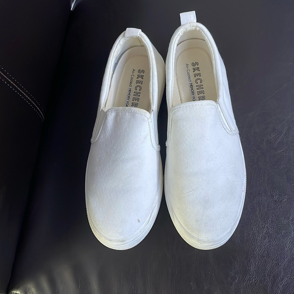 White Sketchers Memory Foam Slip On Sneakers Read… - image 1